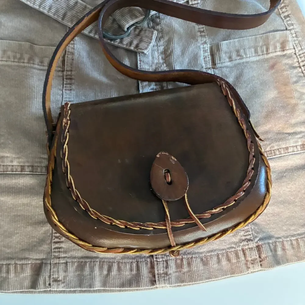 Vintage Handmade Brown Leather Saddle Bag Crossbody | Boho Western Artisan Purse - Picture 15 of 16